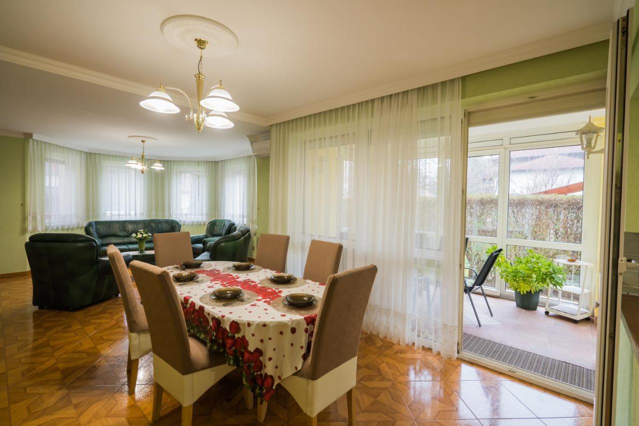 Korponyi Villa Siofok Luaran gambar