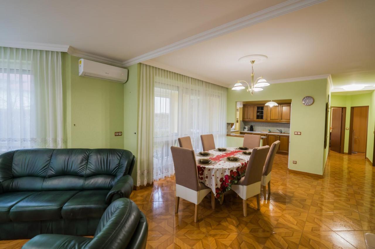 Korponyi Villa Siofok Luaran gambar