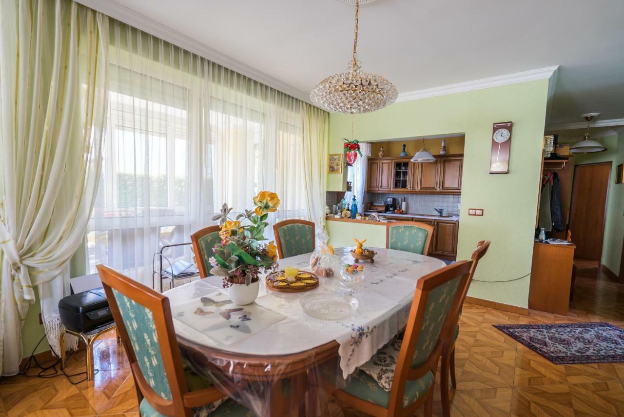 Korponyi Villa Siofok Luaran gambar